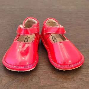 Toddler Laniecakes SQUEAKER shoe, Size 4